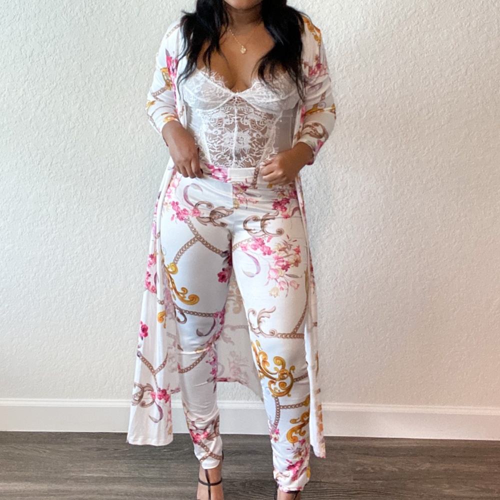 White Chain Set